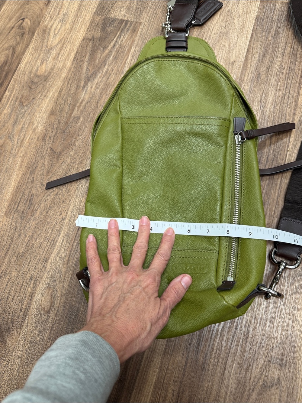 Coach Thompson Green Pebbled Leather Crossbody Sling with Brown Strap - Picture 12 of 13